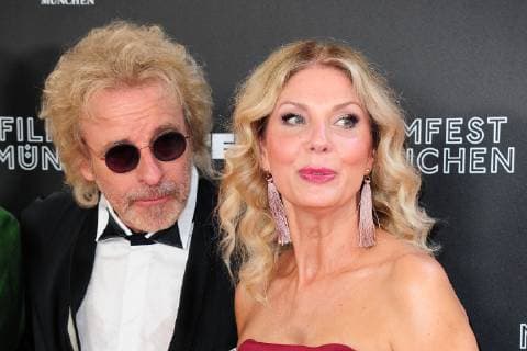 Filmfest Munich, Thomas Gottschalk appears on the red carpet with girlfriend Karina Mroß