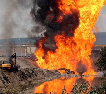 Mexico, Explosion of a gas pipeline in Celaya