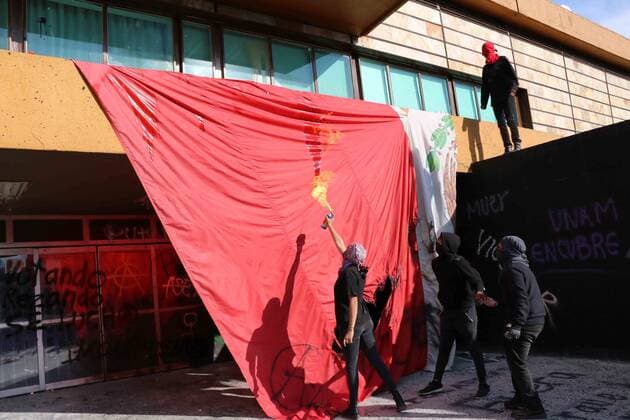 Mexico, students protest in Mexico City
