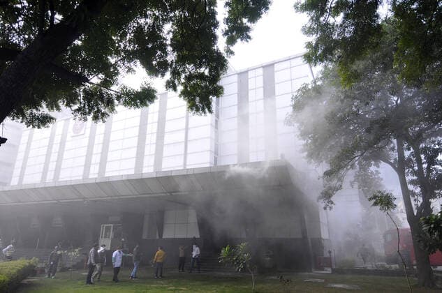 India, fire at ESIC Model Hospital in Noida