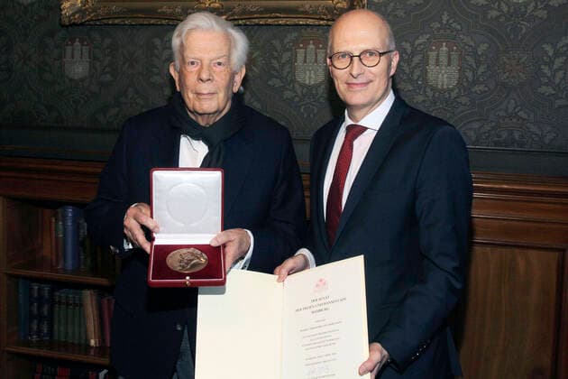 Hamburg, award of the Johannes Brahms Medal in the city hall