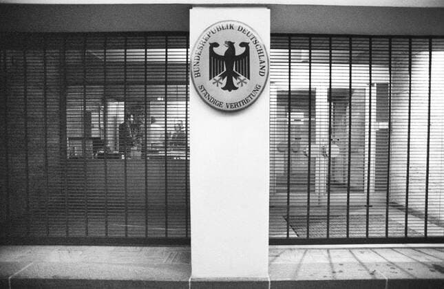 The Bonn Permanent Representation in East Berlin is closed, 30th anniversary on 2 October
