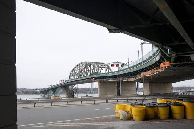 Coronavirus in the USA, closure of the Peace Bridge between Canada and the USA