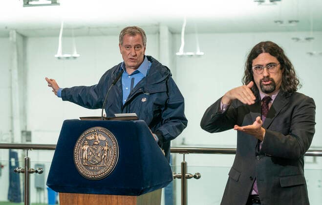 Coronavirus in the USA, Mayor de Blasio visits USTA Tennis Center in New York
