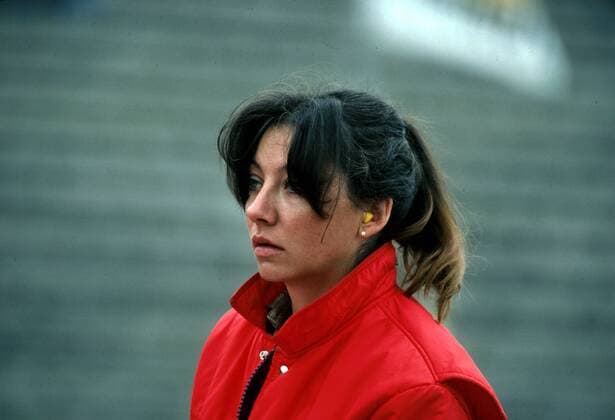 Motorsport, Formel 1, Ehefrauen der Ikonen - Archivbilder Joanne Villeneuve, Ehefrau von Gilles Villeneuve (Ferrari Kanada) fassungslos nach dem tödlichen Unfall ihres Mannes beim Qualifying zum GP von Belgien am 8. Mai 1982 Motorsport Grand Prix Herren Großer Preis von Belgien 1982, Formel 1 Weltmeisterschaft, F1, F, GP, WM, Qualifying Einzelbild Zolder Enttäuschung, Verzweiflung, Motorsport Grand Prix Herren Großer Preis von Belgien 1982, Formel 1 Weltmeisterschaft, F1, F, GP, WM, Qualifying Einzelbild Zolder Enttäuschung, Verzweiflung,