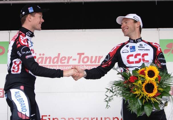 Jens Voigt (re.) und Christian Müller (beide Deutschland beide CSC) während der Siegerehrung zur 3. Etappe der Dreiländer Tour 2006 Radsport Herren Dreiländertour 2006, 3 Länder Tour, Drei, Dreiländer, Ländertour, Straßenradsport, Straße, Rad Gruppe 3. Etappe: Griesheim Freude, Radsport Herren Dreiländertour 2006, 3 Länder Tour, Drei, Dreiländer, Ländertour, Straßenradsport, Straße, Rad Gruppe 3. Etappe: Griesheim Freude,