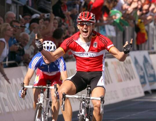 Gerald Ciolek (Deutschland) wird U23 Straßen Weltmeister 2006 Radsport WM Herren U23 WM 2006, Straßenradsport 2006, U 23, Straße, Rad, Nationaltrikot, Nachwuchs, Junioren, Vdig Gruppe Salzburg Freude, Begeisterung, Radsport WM Herren U23 WM 2006, Straßenradsport 2006, U 23, Straße, Rad, Nationaltrikot, Nachwuchs, Junioren, Vdig Gruppe Salzburg Freude, Begeisterung,