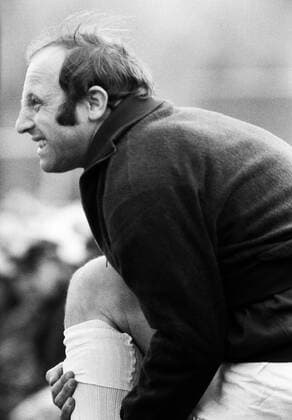 Uwe Seeler (HSV) bereit sich auf seine Einwechslung vor Fußball 1. BL Herren Saison 1971 1972, Hamburger SV, Hamburg, Vneg, Vsw Einzelbild Oberhausen Skepsis, Fußball 1. BL Herren Saison 1971 1972, Hamburger SV, Hamburg, Vneg, Vsw Einzelbild Oberhausen Skepsis,