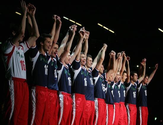 Das Polnische Nationalteam bejubelt den zweiten Platz bei der FIVB Weltmeisterschaft 2006 - Volleyball WM Herren FIVB World Grand Prix 2006, Nationalteam, Finale, Endspiel, Polen, Länderspiel Totale Tokyo Freude, Volleyball WM Herren FIVB World Grand Prix 2006, Nationalteam, Finale, Endspiel, Polen, Länderspiel Totale Tokyo Freude,