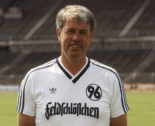 Trainer Jürgen Wähling (Hannover 96) Fußball 1. BL Herren Saison 1987 1988, Vorstellung, Präsentation, Pressetermin, Porträttermin, Vdia Porträt Hannover Fußball 1. BL Herren Saison 1987 1988, Vorstellung, Präsentation, Pressetermin, Porträttermin, Vdia Porträt Hannover