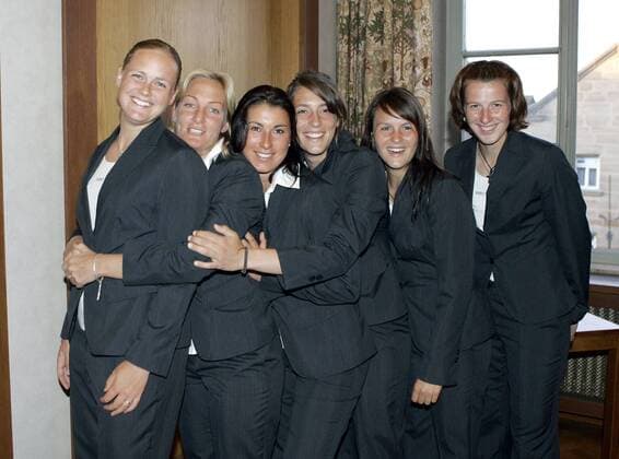 Fed Cup Team Deutschland, v.li.: Anna Lena Groenefeld, Teamchefin Barbara Rittner, Sandra Klösel, Andrea Petkovic, Tatjana Malek und Kristina Barrois Tennis Damen Federations Cup 2007, Federation, Fed, FedCup, Federationcup, Federationscup, WTA Tour Gruppe Fürth Tennis Damen Federations Cup 2007, Federation, Fed, FedCup, Federationcup, Federationscup, WTA Tour Gruppe Fürth