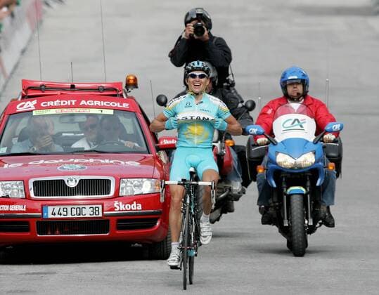 Maxim Iglinskiy (Kasachstan Astana) gewinnt die 6. Etappe der Dauphine Libere 2007 Radsport Herren Dauphine Libere 2007, ProTour, Straßenradsport, Straße, Rad Totale 6. Etappe: Gap - Valloire Freude, Radsport Herren Dauphine Libere 2007, ProTour, Straßenradsport, Straße, Rad Totale 6. Etappe: Gap - Valloire Freude,