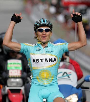 Maxim Iglinskiy (Kasachstan Astana) gewinnt die 6. Etappe der Dauphine Libere 2007 Radsport Herren Dauphine Libere 2007, ProTour, Straßenradsport, Straße, Rad Einzelbild 6. Etappe: Gap - Valloire Freude, Radsport Herren Dauphine Libere 2007, ProTour, Straßenradsport, Straße, Rad Einzelbild 6. Etappe: Gap - Valloire Freude,