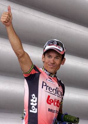 Robbie McEwen (Australien Predictor Lotto, re.) gewinnt die 1. Etappe der Tour de France 2007 Radsport Herren Tour de France 2007, ProTour, Straßenradsport, Straße, Rad Einzelbild 1. Etappe: London - Canterbury Freude, Radsport Herren Tour de France 2007, ProTour, Straßenradsport, Straße, Rad Einzelbild 1. Etappe: London - Canterbury Freude,