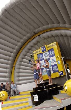 Robbie McEwen (Australien Predictor Lotto) gewinnt die 1. Etappe der Tour de France 2007 Radsport Herren Tour de France 2007, ProTour, Straßenradsport, Straße, Rad Totale 1. Etappe: London - Canterbury Freude, Radsport Herren Tour de France 2007, ProTour, Straßenradsport, Straße, Rad Totale 1. Etappe: London - Canterbury Freude,