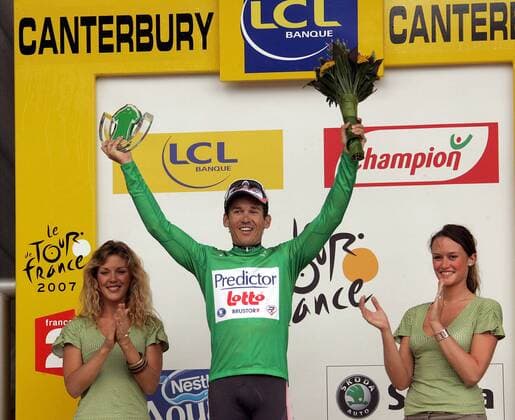 Robbie McEwen (Australien Predictor Lotto) gewinnt die 1. Etappe der Tour de France 2007 und übernimmt das grüne Trikot Radsport Herren Tour de France 2007, ProTour, Straßenradsport, Straße, Rad Gruppe 1. Etappe: London - Canterbury Freude, Radsport Herren Tour de France 2007, ProTour, Straßenradsport, Straße, Rad Gruppe 1. Etappe: London - Canterbury Freude,