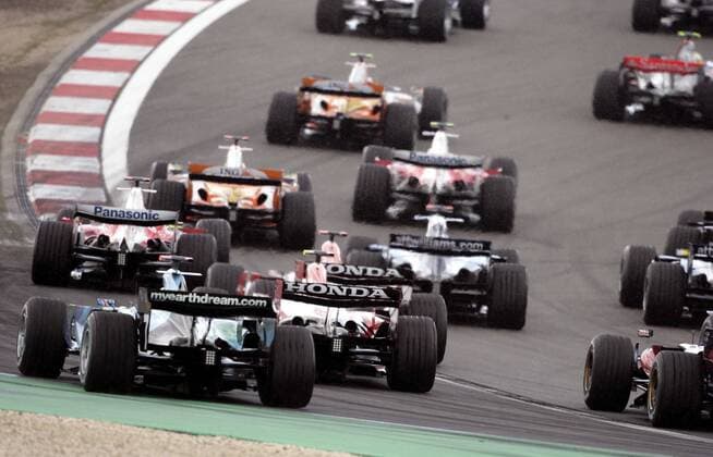 Start zum GP von Europa 2007 Motorsport Grand Prix Herren Großer Preis von Europa 2007, Formel 1 Weltmeisterschaft, F1, F, GP, WM Totale Nürburgring Nürburg Motorsport Grand Prix Herren Großer Preis von Europa 2007, Formel 1 Weltmeisterschaft, F1, F, GP, WM Totale Nürburgring Nürburg