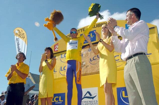 Mickael Rasmussen (Dänemark Rabobank) gewinnt die 16. Etappe der Tour de France 2007 und bleibt Träger des gelben Trikots - Radsport Herren Tour de France 2007, ProTour, Straßenradsport, Straße, Rad, Gruppe 16. Etappe: Orthez - Col d Aubisque Freude, Radsport Herren Tour de France 2007, ProTour, Straßenradsport, Straße, Rad, Gruppe 16. Etappe: Orthez - Col d Aubisque Freude,