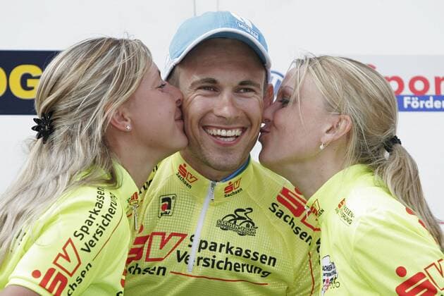 Björn Schröder (Deutschland Milram) im gelben Trikot bei der Siegerehrung der 3. Etappe Radsport Herren SachsenTour 2007, Sachsen Tour, Straßenradsport, Straße, Rad, Gruppe Siegerehrung, Podium, Podest 3. Etappe: Eibenstock - Meissen Freude, Radsport Herren SachsenTour 2007, Sachsen Tour, Straßenradsport, Straße, Rad, Gruppe Siegerehrung, Podium, Podest 3. Etappe: Eibenstock - Meissen Freude,