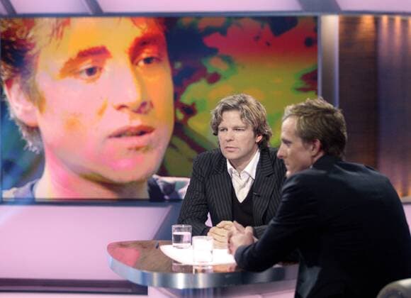 Jörg Jaksche (re.) nimmt als Gast im aktuellen Sportstudio bei ZDF Moderator Michael Steinbrecher Stellung zum Dopingfall Patrick Sinkewitz (alle Deutschland) Radsport Herren Das aktuelle Sportstudio 2007, ZDF, Sendung, Fernsehsendung, Sportsendung, Fernsehen, TV, Medien Gruppe Gast, Gäste, Studiogast, Studiogäste Mainz Nachdenklichkeit, Radsport Herren Das aktuelle Sportstudio 2007, ZDF, Sendung, Fernsehsendung, Sportsendung, Fernsehen, TV, Medien Gruppe Gast, Gäste, Studiogast, Studiogäste Mainz Nachdenklichkeit,