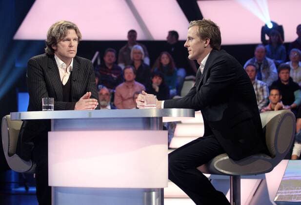 Jörg Jaksche (re.) bezieht bei ZDF Moderator Michael Steinbrecher (beide Deutschland) im aktuellen Sportstudio Stellung zum Thema Doping Radsport Herren Das aktuelle Sportstudio 2007, ZDF, Sendung, Fernsehsendung, Sportsendung, Fernsehen, TV, Medien Gruppe Gast, Gäste, Studiogast, Studiogäste Mainz Skepsis, Radsport Herren Das aktuelle Sportstudio 2007, ZDF, Sendung, Fernsehsendung, Sportsendung, Fernsehen, TV, Medien Gruppe Gast, Gäste, Studiogast, Studiogäste Mainz Skepsis,