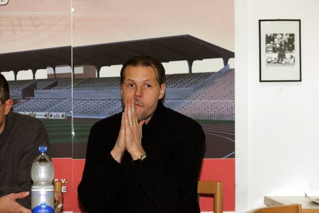 Trainer Kjetil Rekdal (Lautern) nachdenklich Fußball 2. BL Herren Saison 2007 2008, Test, Testspiel, 1. FC Kaiserslautern, Pressekonferenz, Pressetermin Einzelbild Ludwigshafen Nachdenklichkeit, Fußball 2. BL Herren Saison 2007 2008, Test, Testspiel, 1. FC Kaiserslautern, Pressekonferenz, Pressetermin Einzelbild Ludwigshafen Nachdenklichkeit,