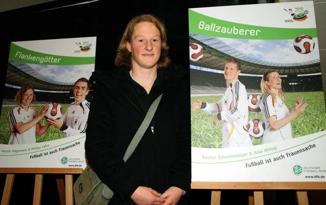 Melanie Behringer (Deutschland SC Freiburg) anlässlich der Premiere des Dokumentarfilms Die besten Frauen der Welt Fußball WM Damen Filmpremiere 2007, Kinopremiere, Film, Kino, Kinofilm, Nationalmannschaft, Frauen, Frauenfußball Einzelbild Fußball WM Damen Filmpremiere 2007, Kinopremiere, Film, Kino, Kinofilm, Nationalmannschaft, Frauen, Frauenfußball Einzelbild