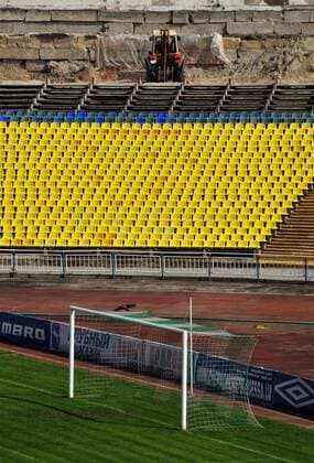 Bauarbeiten im Tschornomorey Stadion in Odessa, einem der Austragungsorte der Euro 2012 - (EN00160950007) Fußball EM Herren Vorschau 2008, Euro 2012, Besichtigung, Stadionbesichtigung, Begehung, Stadionbegehung, Totale Tschornomorey, Tchernomorec Odessa, Fotostory, Stadionstory Leere, Fußball EM Herren Vorschau 2008, Euro 2012, Besichtigung, Stadionbesichtigung, Begehung, Stadionbegehung, Totale Tschornomorey, Tchernomorec Odessa, Fotostory, Stadionstory Leere,