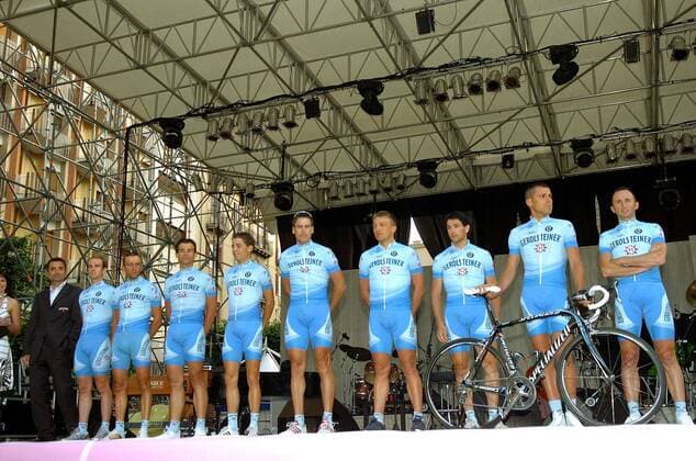Team Gerolsteiner beim Giro d Italia 2008 - Radsport Herren Giro d Italia 2008, dItalia, , Straßenradsport, Straße, Rad, Präsentation Gruppe Palermo Radsport Herren Giro d Italia 2008, dItalia, , Straßenradsport, Straße, Rad, Präsentation Gruppe Palermo