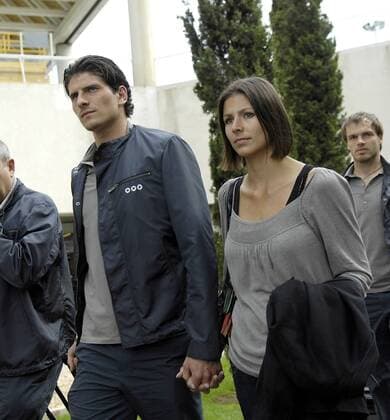Mario Gomez (Deutschland) mit Freundin Silvia Meichel bei der Ankunft der deutschen Nationalmannschaft im Trainingslager auf Mallorca Fußball EM Herren EM 2008, Euro, Vorschau, Nationalmannschaft, Deutschland, Trainingslager, Gruppe Palma de Mallorca Fußball EM Herren EM 2008, Euro, Vorschau, Nationalmannschaft, Deutschland, Trainingslager, Gruppe Palma de Mallorca