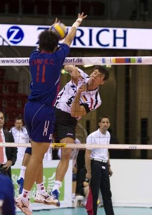 Björn Andrae (Deutschland, re.) Volleyball Länderspiel Herren Olympiaqualifikation 2008, Olympia Qualifikation, Nationalmannschaft, Nationaltrikot, Gruppe Düsseldorf Dynamik, Volleyball Länderspiel Herren Olympiaqualifikation 2008, Olympia Qualifikation, Nationalmannschaft, Nationaltrikot, Gruppe Düsseldorf Dynamik,