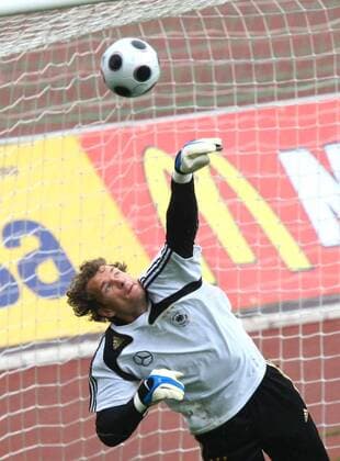 Torwart Jens Lehmann (Deutschland) Fußball EM Herren Vorschau Euro 2008, Nationalteam Deutschland, Trainingslager, Training Einzelbild Palma de Mallorca Dynamik, Abwehr, Fußball EM Herren Vorschau Euro 2008, Nationalteam Deutschland, Trainingslager, Training Einzelbild Palma de Mallorca Dynamik, Abwehr,