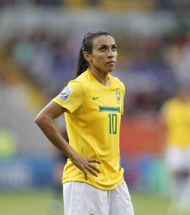 Marta, Brasilien, schaut enttäuscht nach oben, , , Enttäuschung, hoch Brasilien-USA, Brazil vs United States of America, FIFA Womens World Cup 2011, WM, FIFA Frauen-Weltmeisterschaft 2011, Viertelfinale, Quarterfinal, Spiel Nr. 28 Dresden, 10.7.2011, Rudolf-Harbig-Stadion, Ergebnis 3:5 im Elfmeterschießen