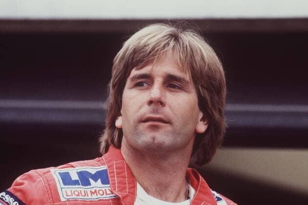 Manfred WINKELHOCK wäre am 6. Oktober 2011 60 Jahre alt geworden, Manfred WINKELHOCK (BRD), Porträt, Portrait, am 08.08.1982 auf dem Hockenheimring; Motorsport, Formel 1, Auto, Rennauto, Autorennen, formula one, Rennfahrer, Formel 1-Pilot, Fahrer, driver, Grand Prix, Deutschland, GER, Bundesrepublik;
