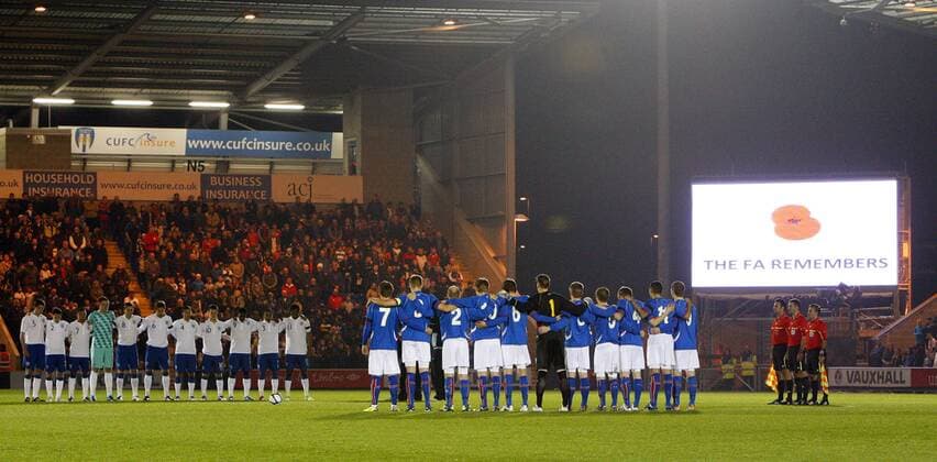 A minutes silence is held during the Under-21 Euro 2013 qualifying match between England and Iceland at Weston Homes Community Stadium, Colchester, England, on November 10, 2011 U21 International England U21 v Iceland U21 10th November, 2011 EDITORIAL USE ONLY. No use with unauthorised audio, video, data, fixture lists, club league logos or live services. Online in-match use limited to 120 images, no video emulation. No use in betting, games or single club league player publications. o0 Volkstrauertag Gedenken Feiertag Remembrance Day Anzeigetafel, Anzeige, Tafel, Stadionanzeige