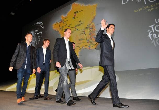 RADSPORT - Tour de France 2013, Vorschau, Strecken-Praesentation PARIS,FRANKREICH,24.OKT.12 - DIVERS, RADSPORT - Tour de France 2013, Vorberichte, Streckenpräsentation im Palais de Congres. Bild zeigt Philippe Gilbert (BEL BMC), Tejay van Garderen (USA BMC), Chris Froome (GBR Sky), Mark Cavendish (GBR Omega Pharma-Quickstep) und Alberto Contador (ESP Saxobank).