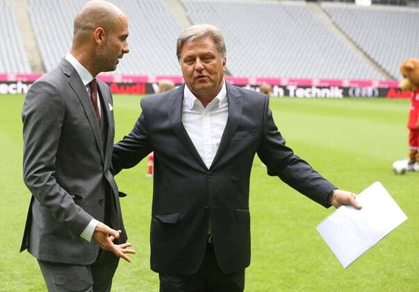 Markus HÖRWICK, Pressechef FCB und Cheftrainer Pep GUARDIOLA (FCB) Vorstellung und Pressekonferenz des neuen Trainer FC BAYERN München Fussball 1. Bundesliga , München, am 24.06.2013 xx.Spieltag, Spieltagxx, Saison 2012 2013, Saison1314, Liga01, 1.Liga, 1.Bundesliga, FCB,