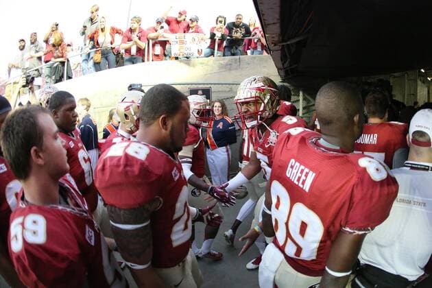 Jan. 6, 2014 - Pasadena, California, United States of America - Quarterback Jameis Winston 5 of the Florida State Seminoles pumps players up as they head into the locker room..During the BCS Championship Game in Pasadena, California. Between the 1 ranked Florida State Seminoles and the 2 ranked Auburn Tigers. The final game of the Bowl Championship Series, before moving to a four team playoff system. NCAA College League USA Football 2014 - Jan 6 - BCS Championship Game - Florida St vs Auburn - ZUMAl30