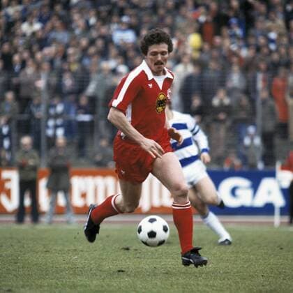 Spielszene, Gerd Zimmermann (Fortuna) im Ballbesitz, Fussball, Bundesliga, 1977 1978, MSV Duisburg gegen Fortuna Düsseldorf 0:0 Fussball, Bundesliga, 1977 1978, Wedaustadion, MSV Duisburg gegen Fortuna Düsseldorf 0:0, Spielszene, Gerd Zimmermann (Fortuna) im Ballbesitz, football, Bundesliga, 1977 1978, Wedau Stadium, MSV Duisburg versus Fortuna Düsseldorf 0:0, scene of the match, Gerd Zimmermann (Fortuna) in ball possession