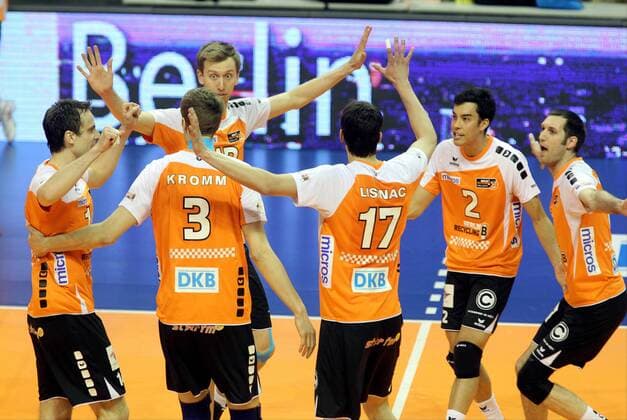 13.04.2014, Max Schmeling Halle, Berlin, GER, 1.VBL, BR Volleys vs. TV Ingersoll Bühl, im Bild BRV, Jubel, jubelt, Freude, Glueck, gluecklich, positive Emotionen,