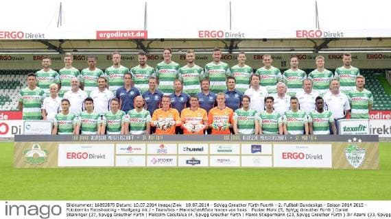10.07.2014 - SpVgg Greuther Fürth Fuerth - 2. Fußball Bundesliga - Saison 2014 2015 - Fototermin Fotoshooting - Wolfgang ink - Teamfoto - Mannschasftfoto hinten von links : Florian Mohr (5, SpVgg Greuther Fürth ) Daniel Steininger (37, SpVgg Greuther Fürth ) Malcolm Cacutalua (4, SpVgg Greuther Fürth ) Marco Stiepermann (23, SpVgg Greuther Fürth ) Ilir Azemi (33, SpVgg Greuther Fürth ) Benedikt Röcker (2, SpVgg Greuther Fürth ) Kacper Przybylko (21, SpVgg Greuther Fürth ) Goran Sukalo (16, SpVgg Greuther Fürth ) Zsolt Korcsmar (3, SpVgg Greuther Fürth ) Ognjen Mudrinski (9, SpVgg Greuther Fürth ) Niko Gießelmann (7, SpVgg Greuther Fürth ) Johannes Wurtz (22, SpVgg Greuther Fürth ) Tom Weilandt (14, SpVgg Greuther Fürth ) Mitte von links : Robert Zulj (20, SpVgg Greuther Fürth ) Agnieszka Tobiasz (Physio SpVgg Greuther Fürth ) Uwe Schellhammer (Physio SpVgg Greuthe
