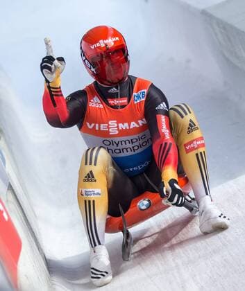 30.11.2014, Olympia Eisbahn, Igls, AUT, Viessmann Rennrodel Weltcup, Igls, Herren Doppelsitzer, 2. Lauf, im Bild Felix Loch (GER, 1. Platz) 1st placed Felix Loch of Germany reacts after his 2nd run of men s single-seater of Viessmann Luge World Cup at the Olympia Eisbahn in Igls, Austria on 2014 11 30. EX_GRO