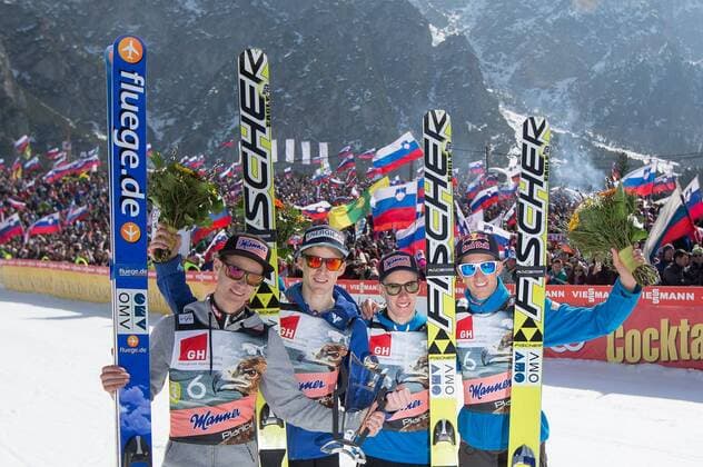21.03.2015, Planica, Ratece, SLO, FIS Weltcup Ski Sprung, Planica, Finale, Skifliegen, Team, Siegerehrung, im Bild Team Oesterreich, 2. Platz, v.l.: Manuel Fettner (AUT), Michael Hayboeck (AUT), Stefan Kraft (AUT) und Gregor Schlierenzauer (AUT) during the Ski Flying Team Competition Winner Award Ceremony of the FIS Ski jumping Skispringen Ski nordisch Worldcup Cup finals at the Planica in Ratece, Slovenia on 2015 03 21. EP_fei