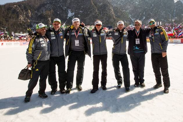 21.03.2015, Planica, Ratece, SLO, FIS Weltcup Ski Sprung, Planica, Finale, Skifliegen, Teambewerb, Siegerehrung, im Bild Team slovenia with head coach Goran Janus on the right during the Ski Flying Team Competition of the FIS Ski jumping Skispringen Ski nordisch Worldcup Cup finals at Planica in Ratece, Slovenia on 2015 03 21. EP_pon