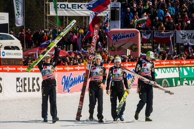 21.03.2015, Planica, Ratece, SLO, FIS Weltcup Ski Sprung, Planica, Finale, Skifliegen, Teambewerb, Siegerehrung, im Bild Peter Prevc, Anze Semenic, Jurij Tepes and Robert Kranjec of Slovenia during the Ski Flying Team Competition of the FIS Ski jumping Skispringen Ski nordisch Worldcup Cup finals at Planica in Ratece, Slovenia on 2015 03 21. EP_pon