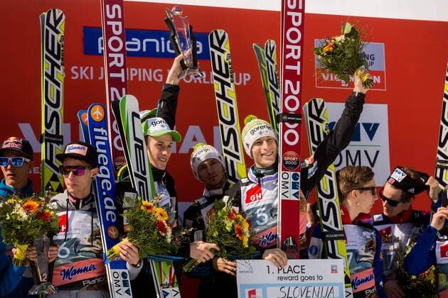 21.03.2015, Planica, Ratece, SLO, FIS Weltcup Ski Sprung, Planica, Finale, Skifliegen, Teambewerb, Siegerehrung, im Bild Peter Prevc, Anze Semenic, Jurij Tepes and Robert Kranjec of Slovenia during the Ski Flying Team Competition of the FIS Ski jumping Skispringen Ski nordisch Worldcup Cup finals at Planica in Ratece, Slovenia on 2015 03 21. EP_pon