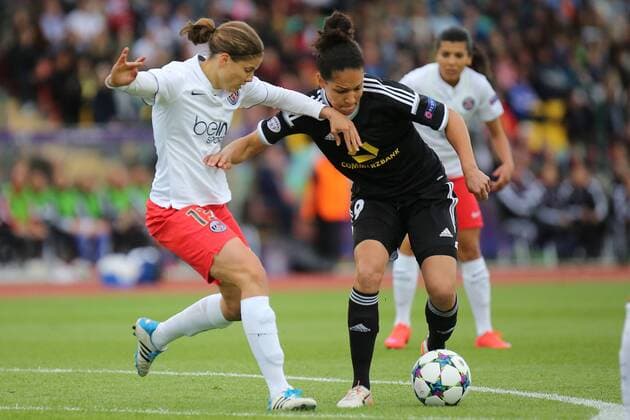 14.05.2015, xjfx, Fussball UEFA Champions League Womans, 1.FFC Frankfurt - FC Paris St. Germain , v.l., Annike Krahn (Paris Saint-Germain),Celia Sasic (1.FFC Frankfurt),Zweikampf, Action, Aktion, Battles for the Ball