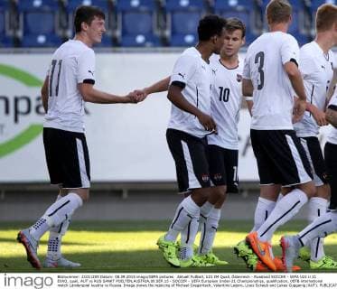 Aktuell Fußball, U21 EM Quali, Österreich - Russland SOCCER - UEFA U21 U 21 EURO, quali, AUT vs RUS SANKT POELTEN,AUSTRIA,08.SEP.15 - SOCCER - UEFA European Under-21 Championships, qualification, OEFB international match Länderspiel Austria vs Russia. Image shows the rejoicing of Michael Gregoritsch, Valentino Lazaro, Louis Schaub and Lukas Gugganig (AUT). GEPAxpictures xWalterxLuger