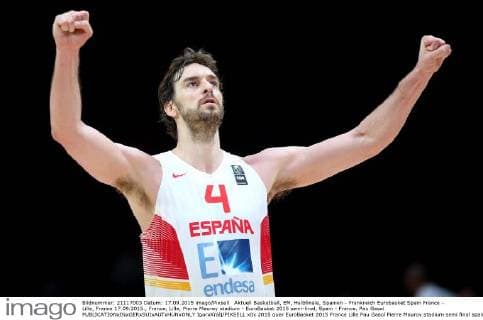 EuroBasket 2022, Historie, Die besten Spieler Europas Aktuell Basketball, EM, Halbfinale, Spanien - Frankreich Eurobasket Spain France - Lille, France 17.09.2015., France, Lille, Pierre Mauroy stadium - EuroBasket 2015 semi-final, Spain - France. Pau Gasol IgorxKralj PIXSELL