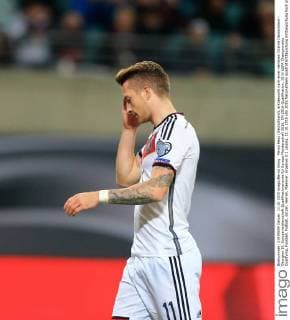 Marco Reus (Deutschland), enttaeuscht nach einer vertanen Chance Deutschland - Georgien 15. Europameisterschaft-Qualifikationsrunde für Europa-Meisterschaft 2016, EM 2016-Qualifikation, 15 th UEFA Championship Qualifying, Fussball, Fußball, soccer, Herren, Maenner, Ergebnis 2:1 Leipzig, 11.10.2015